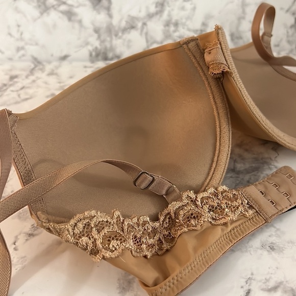 Natori Underwire Lace Trimmed Bra size 32D NWOT - Picture 3 of 8